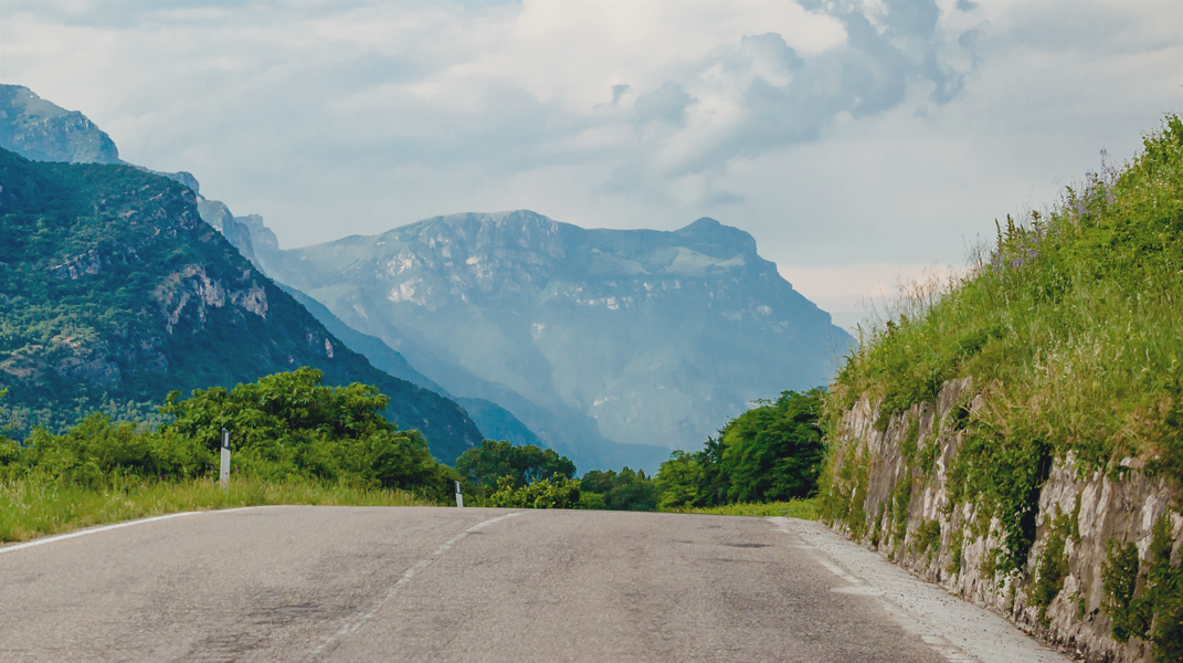 成功的信仰之路 崎頂教會簡忠榮執事